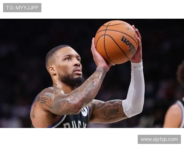 利拉德三冠加冕全明星三分王者